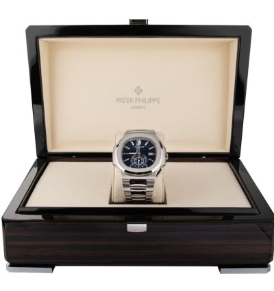 Patek Philippe Nautilus 5976 1g 18k White Gold 40th Anniversary Blue Diamond Dial 44 Mm