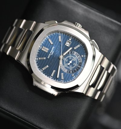 Patek Philippe Nautilus 5976 1g Chronograph 40th Anniversary White Gold Blue Dial Baguette Markers 44mm