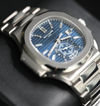 Patek Philippe Nautilus 5976 1g Chronograph 40th Anniversary White Gold Blue Dial Baguette Markers 44mm