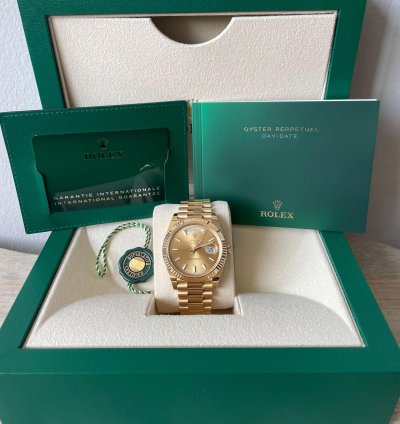 Rolex Day-date 40 Champagne Dial