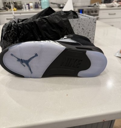 Air Jordan 5 Reimagined Size 11 5