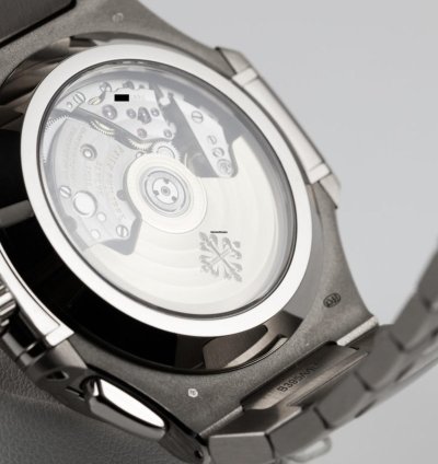Patek Philippe Nautilus 5976 2017 Sehr Gut Full Set