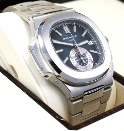Patek Philippe Nautilus 5980 1a 40mm Blue Dial Chronograph Watch