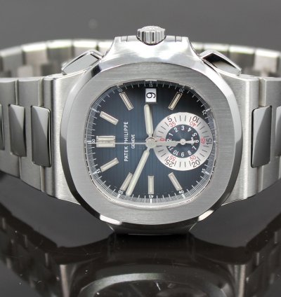 Patek Philippe Nautilus 5980 1a 40mm Blue Dial Chronograph Watch