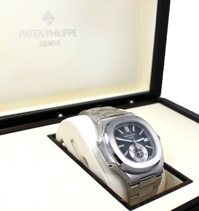Patek Philippe Nautilus 5980 1a 40mm Blue Dial Chronograph Watch
