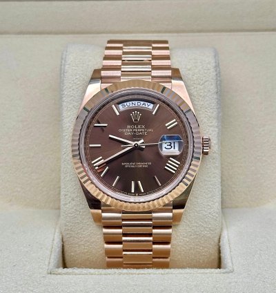Rolex Day-date 40 Choco Roman