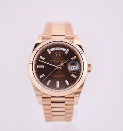 Rolex Day-date 40 Chocolate Baguette 2021 Full Set
