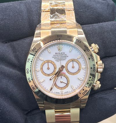 Rolex Daytona Cosmograph Daytona White Dial Full Yellow Gold