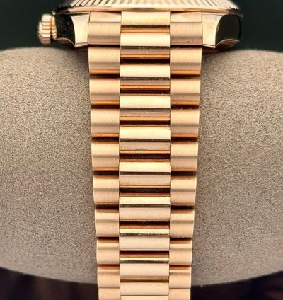 Rolex Day-date 40 Chocolate Brown Rose Gold