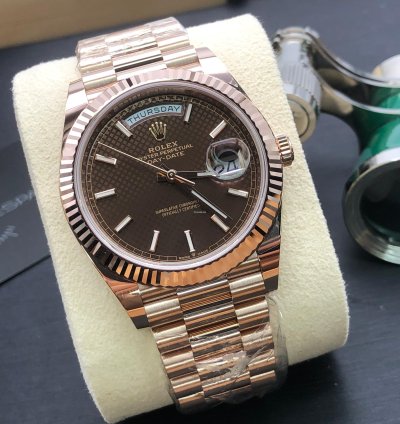 Rolex Day-date 40 Chocolate Diagonal Dial