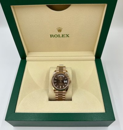 Rolex Day-date 40 Chocolate Diamonds Dial