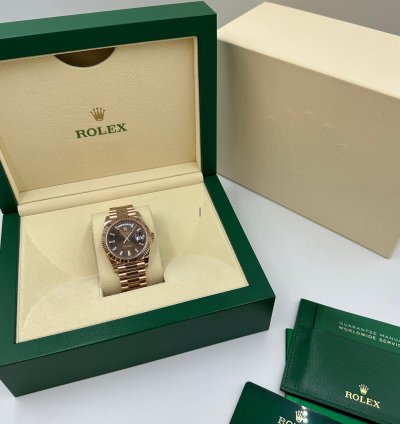 Rolex Day-date 40 Chocolate Diamonds Dial