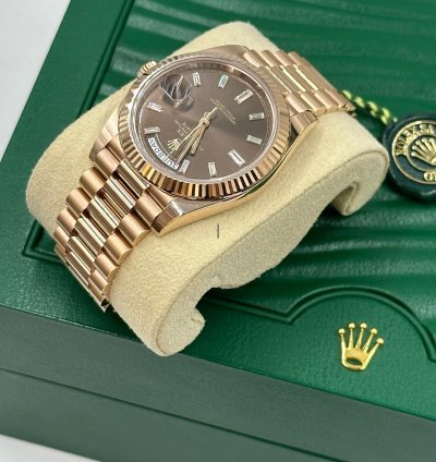 Rolex Day-date 40 Chocolate Diamonds Dial