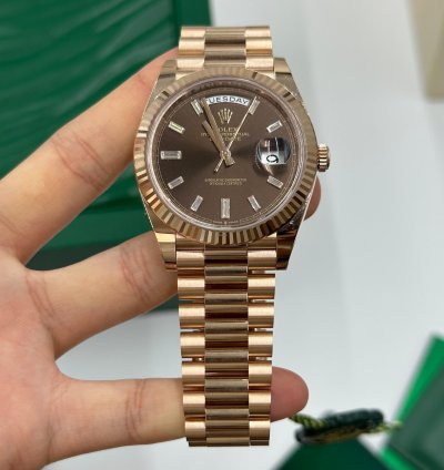 Rolex Day-date 40 Chocolate Diamonds Dial