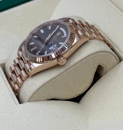 Rolex Day-date 40 Chocolate Diamonds Dial