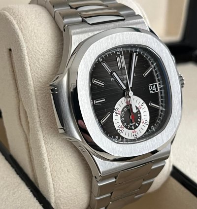 Patek Philippe Nautilus 5980 1a-014 Black Dial Never Polished Full Set Ita