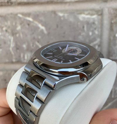 Patek Philippe Nautilus 5980 1a-014 Black Nautilus