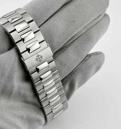 Patek Philippe Nautilus 5980 1a-014 Chronograph Stainless Steel Grey Dial 2013
