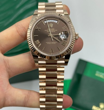 Rolex Day-date 40 Chocolate Roman Dial