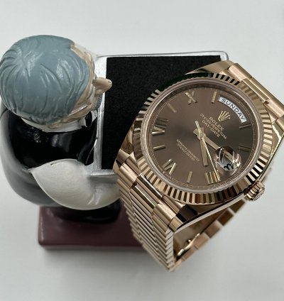Rolex Day-date 40 Chocolate Roman Dial