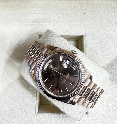 Rolex Day-date 40 Chocolate Roman Dial