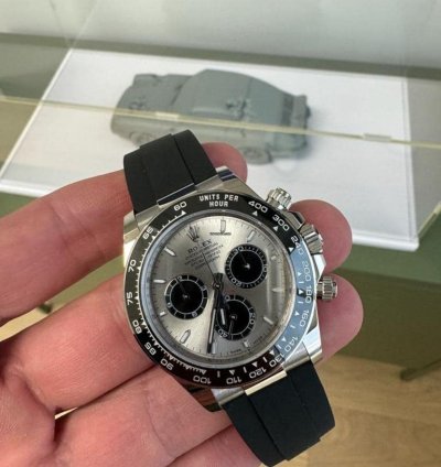 Rolex Daytona Cosmograph Daytona White Gold Oysterflex Silver Ghost Bnib 2025