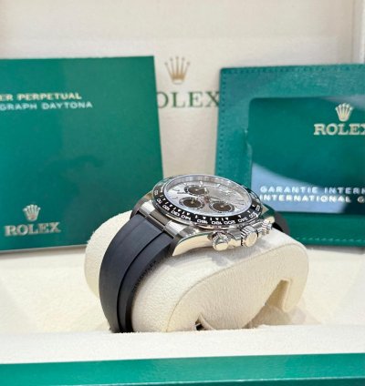 Rolex Daytona Cosmograph Daytona White Gold Silver Black Dial 2024