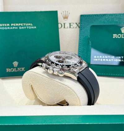 Rolex Daytona Cosmograph Daytona White Gold Silver Black Dial 2024