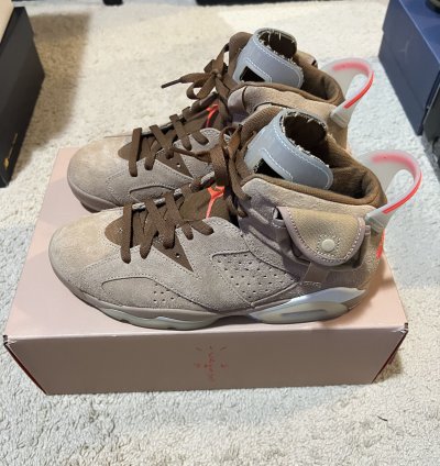 Air Jordan 6 Retro Travis Scott