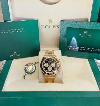Rolex Daytona Cosmograph Daytona Yellow Gold Black Diamond Dial 2023