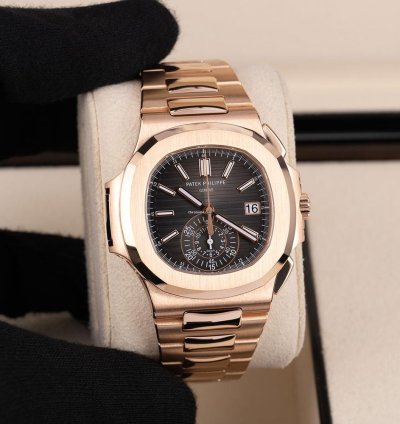 Patek Philippe Nautilus 5980 1r-001 18k Rose Gold Black Dial 40 Mm