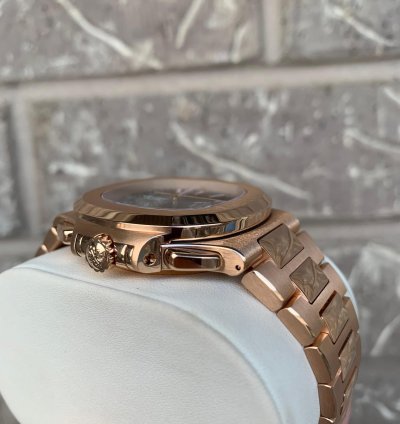 Patek Philippe Nautilus 5980 1r-001 Rose Gold Black Nautilus