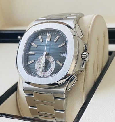 Patek Philippe Nautilus 5980 2007 Sehr Gut Full Set