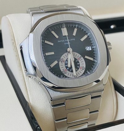 Patek Philippe Nautilus 5980 2007 Sehr Gut Full Set