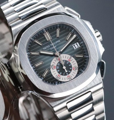 Patek Philippe Nautilus 5980 Complete Set Gradient Blue Dial Steel Bracelet 5980 1a-001 Steel