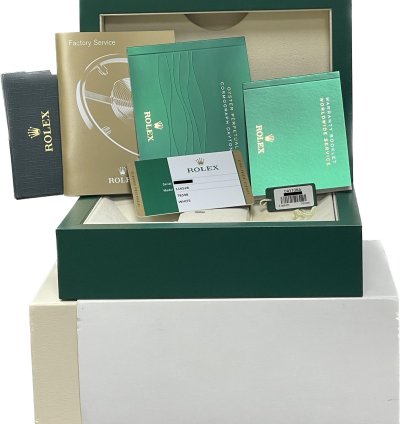 Rolex Daytona Cosmograph New Buckle Gold Papers 40mm White Watch 116528 Box