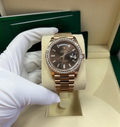 Rolex Day-date 40 Everose Gold Day-date 40-diamond Bezel-chocolate Baguette Dial-president 228345rbr