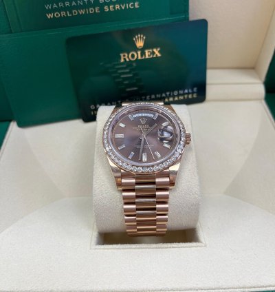 Rolex Day-date 40 Everose Gold Day-date 40-diamond Bezel-chocolate Baguette Dial-president 228345rbr