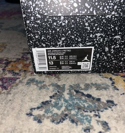Air Jordan Retro 4 Military Black