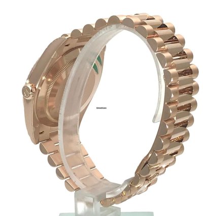 Rolex Day-date 40 Everose-gold Sundust