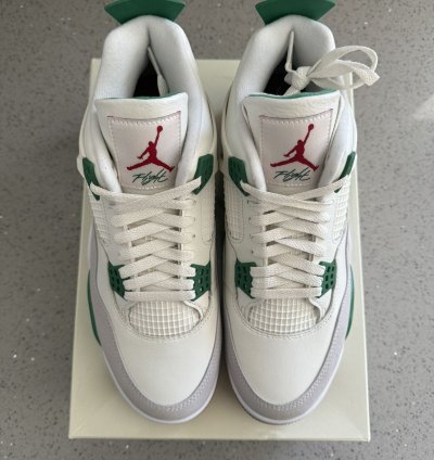 Air Jordan Retro 4 Sb Pine Green