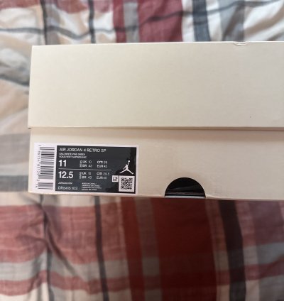 Air Jordan Retro 4 Sb Pine Green