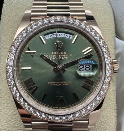 Rolex Day-date 40 Factory Diamond Bezel
