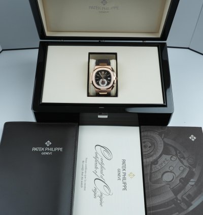 Patek Philippe Nautilus 5980r-001 Brown Chrono Rose Gold Complete Set
