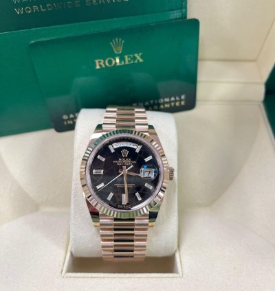Rolex Day-date 40 Fluted Bezel - Eisenkiesel Diamond Dial - President Bracelet
