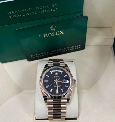 Rolex Day-date 40 Fluted Bezel - Eisenkiesel Diamond Dial - President Bracelet
