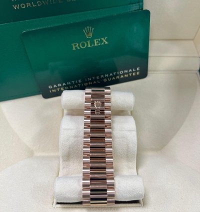 Rolex Day-date 40 Fluted Bezel - Eisenkiesel Diamond Dial - President Bracelet