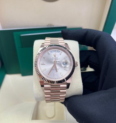 Rolex Day-date 40 Fluted Bezel Sundust Baguette Diamond Dial President Bracelet 228235