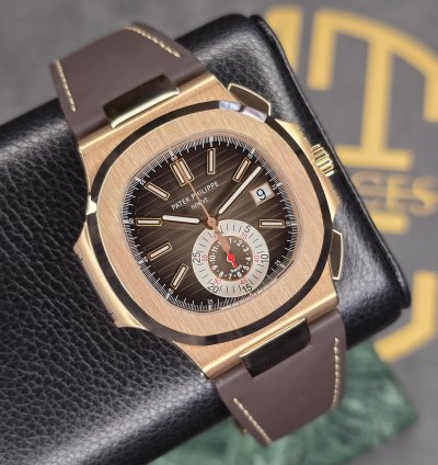 Patek Philippe Nautilus 5980r-001 Flyback Chrono Mint