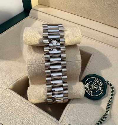 Rolex Day-date 40 Full Link Full Set Neu Ungetragen